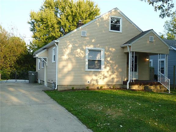 3rd image of 2005 N Bosart Ave