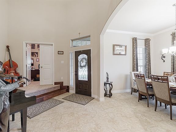 5th image of 28810 Emerald Valley Ct