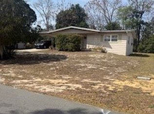 8 S Osceola St, Beverly Hills, FL 34465