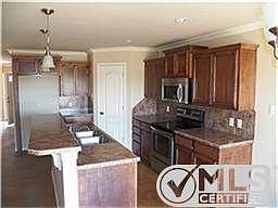 3rd image of 3928 Carrera Ln