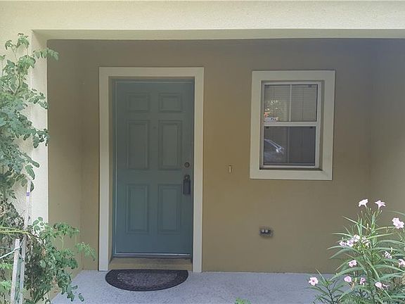 2nd image of 4560 Limerick Dr