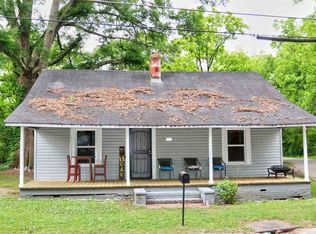 906 Georgia Ave, Lagrange, GA 30241