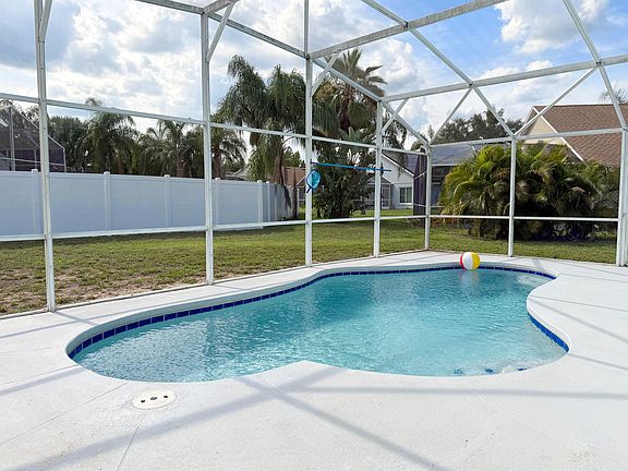 Screened Pool