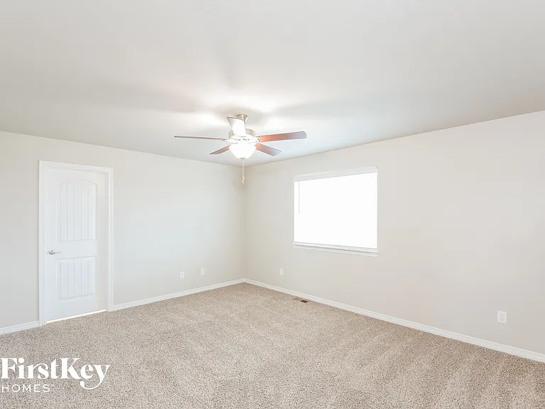 6524 Vedder Dr — Photo 8