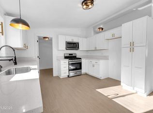 17575 Thrush Ln, Reno, NV 89508