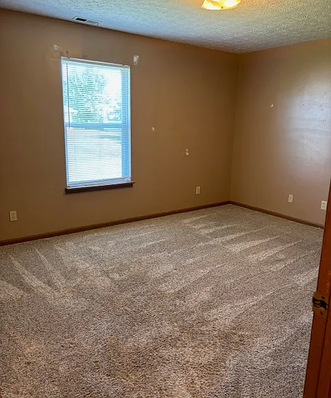 2314 Drexel Dr — Photo 13