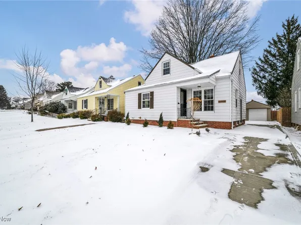 11909 Hastings Rd, Garfield Heights, OH 44125