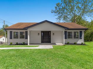 11 Lyndale Dr, Winchester, KY 40391