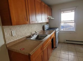 301 S 11th St #11627481, Newark, NJ 07103