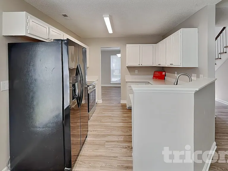 3651 Stonefield St — Photo 6