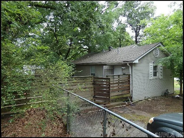 901 S Harrison St — Photo 20