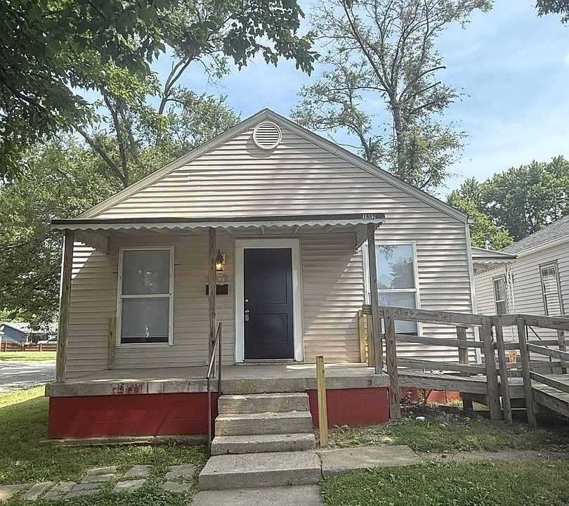 1st image of 1902 E 35th St