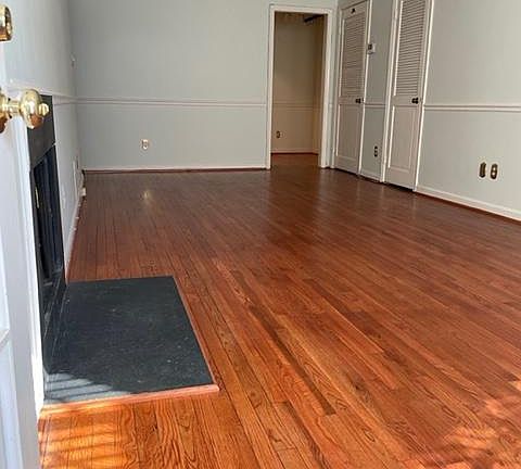 4th image of 632 S Columbus St