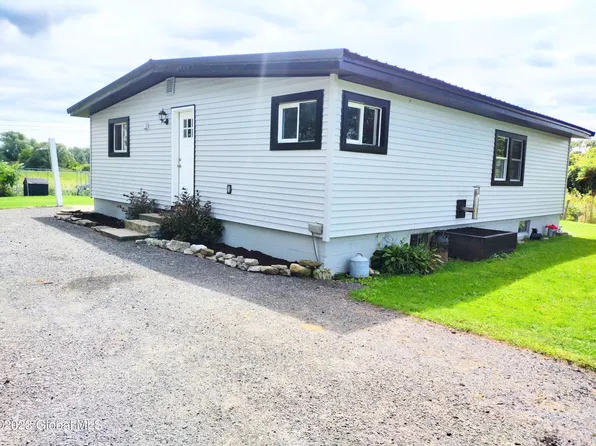 818 Paris Road, Fort Plain, NY 13339