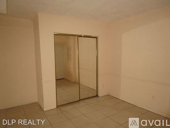 4th image of 3760 S Atlantic Ave APT 10