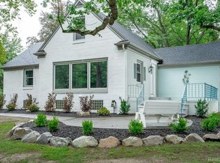 21072 Melrose St, Southfield, MI 48075