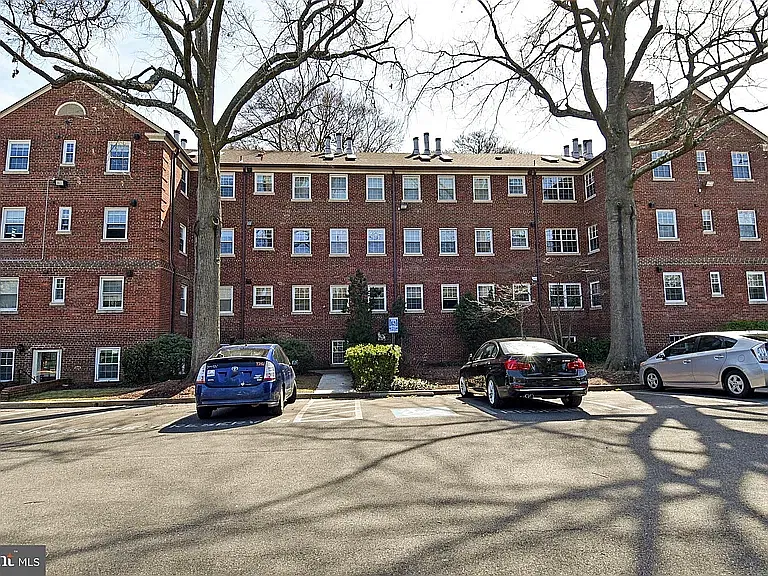 1 bed, 539 sqft, $2,500 — Photo 2