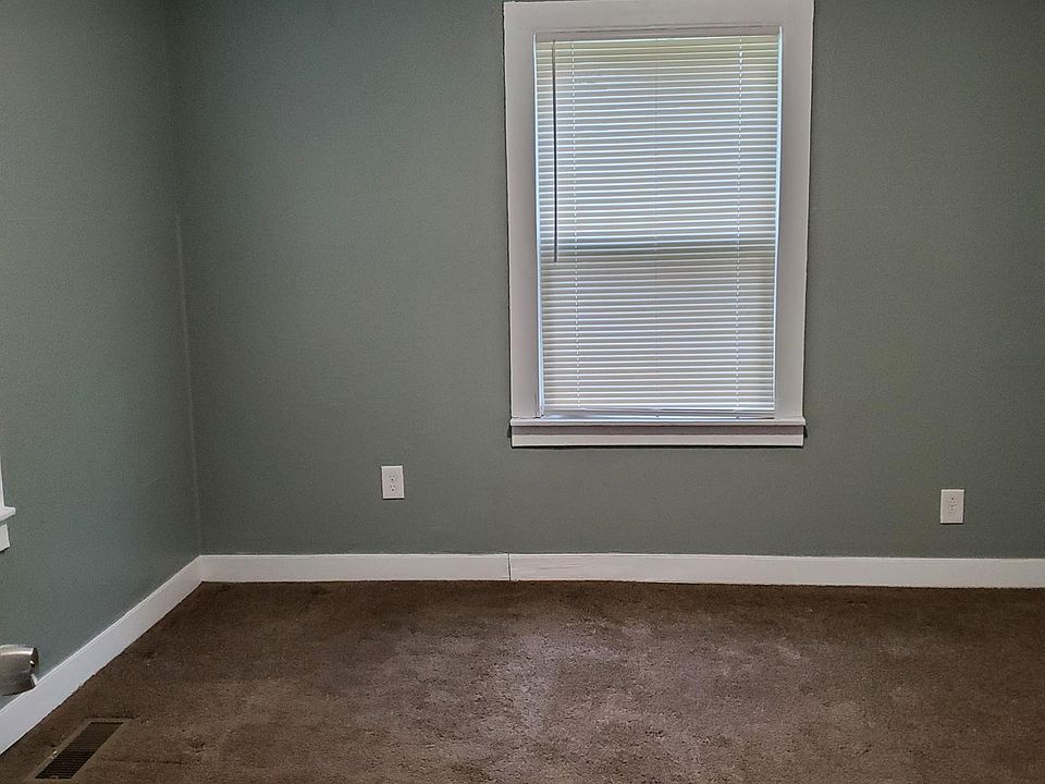 1st image of 825 Wadsworth Ave #1