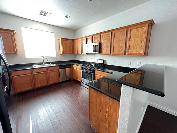 4th image of 9087 Toast Ave