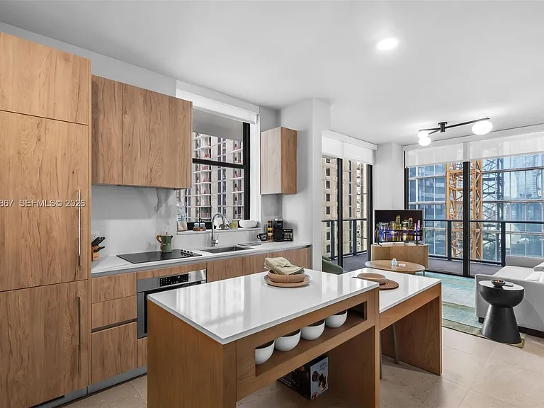 11 NE 6th St #2207 — Photo 3