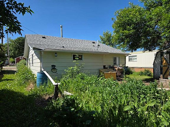 4th image of 120 SW 2nd Ave E
