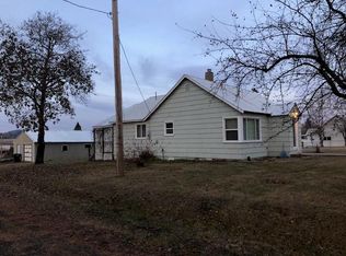 890 B St, Plummer, ID 83851