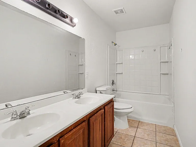 7656 Sienna Ridge Ln — Photo 8