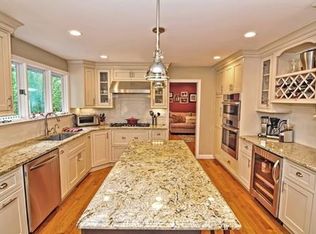37 Knob Hill St, Sharon, MA 02067