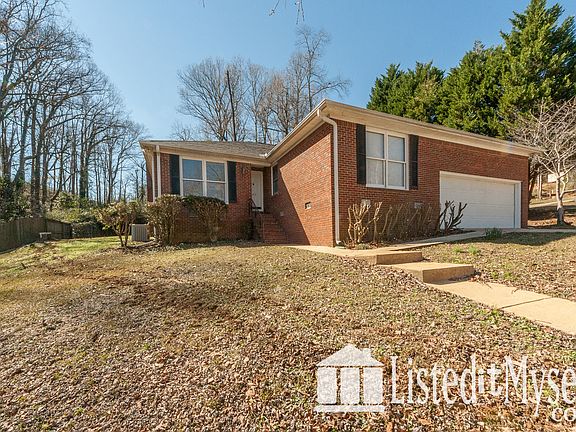 2nd image of 4417 Oxford Gate Dr