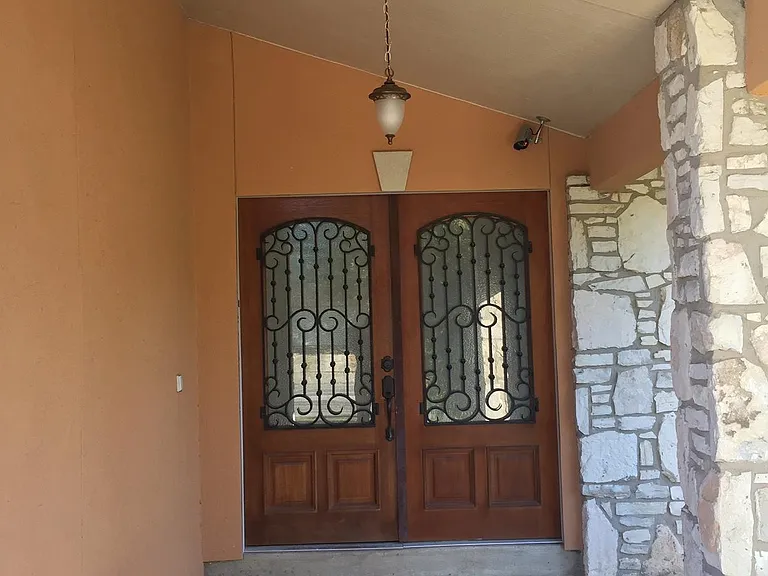 9806 Heritage Farm — Photo 3