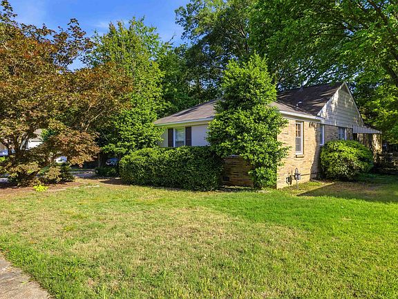 4th image of 3593 Southwood Ave