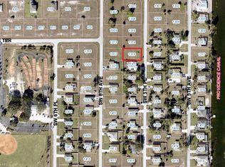 1318 SW 5th Pl, Cape Coral, FL 33991