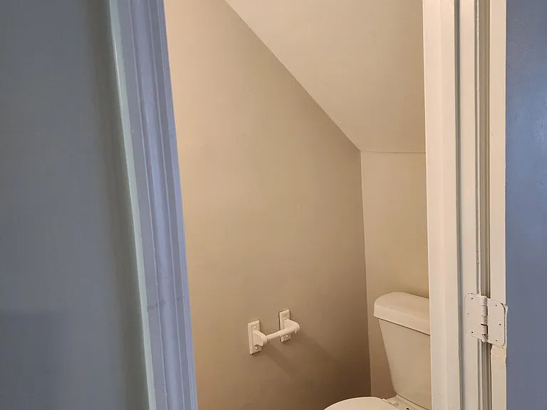 2491 Realm St — Photo 8