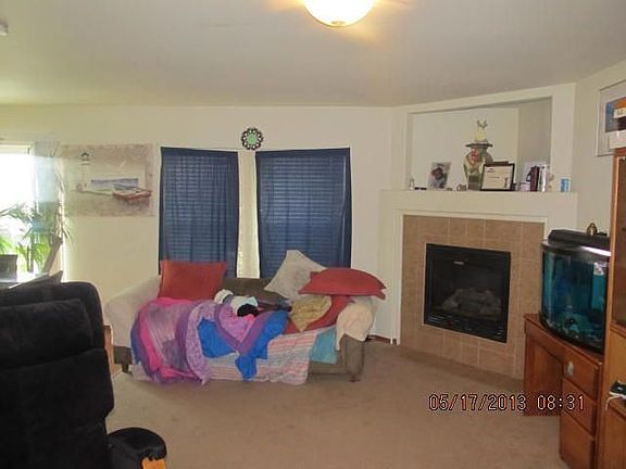 2nd image of 214 Sunset Dr