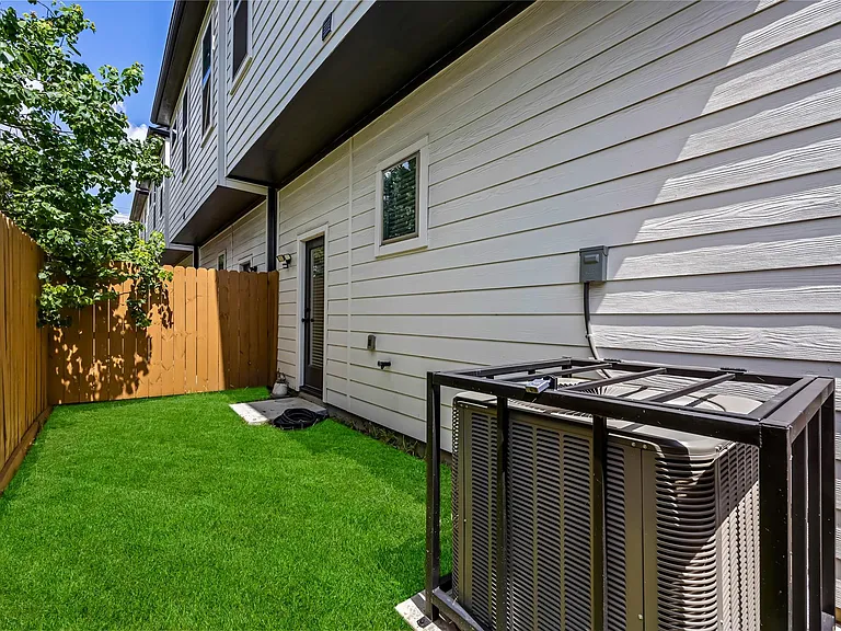 1508 Ryon St #B — Photo 25