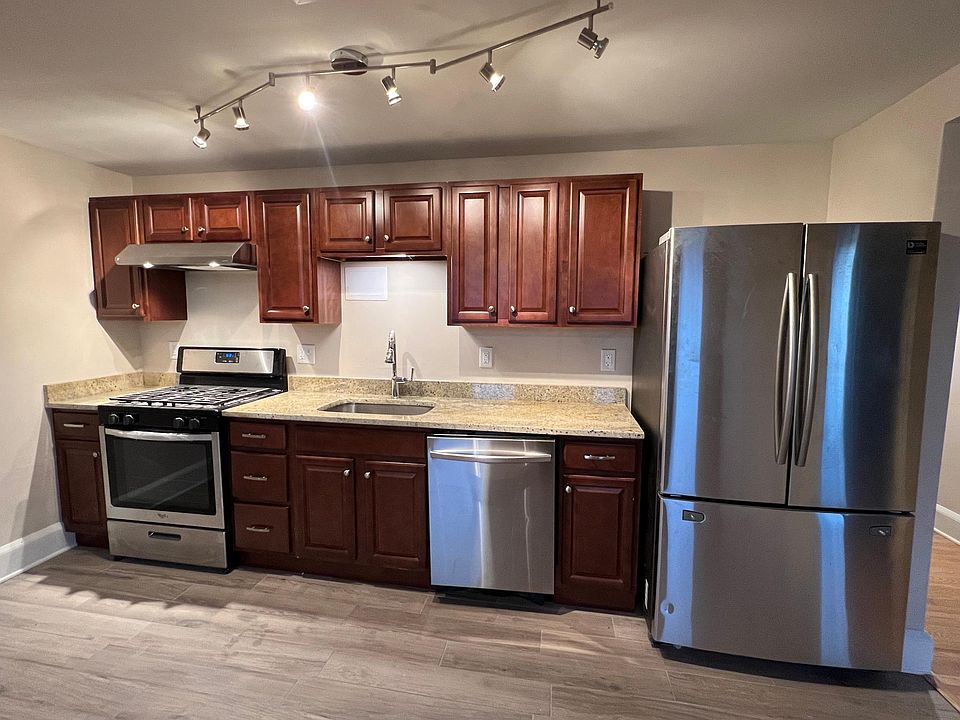 1st image of 94 W Main St #3H