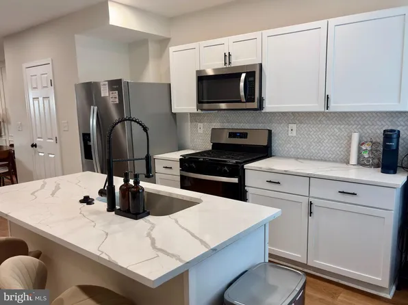 129 N Rose St, Baltimore, MD 21224