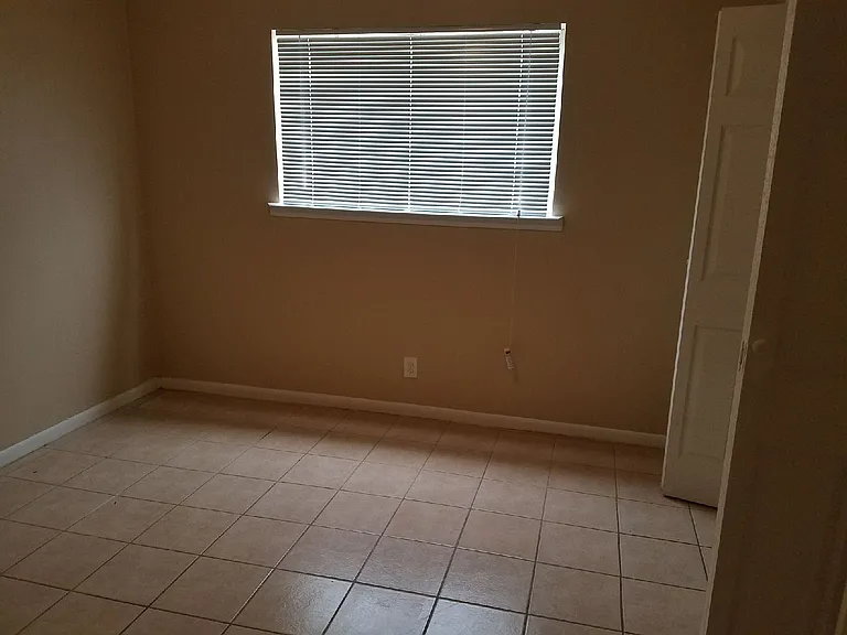 317 Babcock Rd — Photo 9