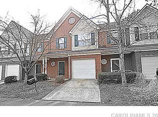 2047 Lennox Square Rd, Charlotte, NC 28210