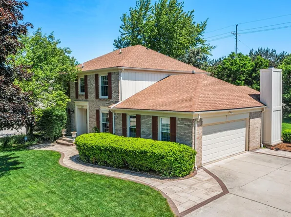 6332 Denton Dr, Troy, MI 48098