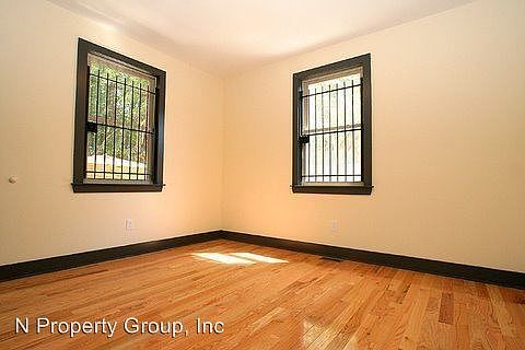3rd image of 1710 Arlington St #2916700