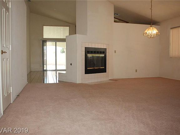 4th image of 3923 Mountain Birch St #0