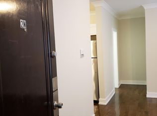 650 W Roscoe St #UU1U2KNY7, Chicago, IL 60657