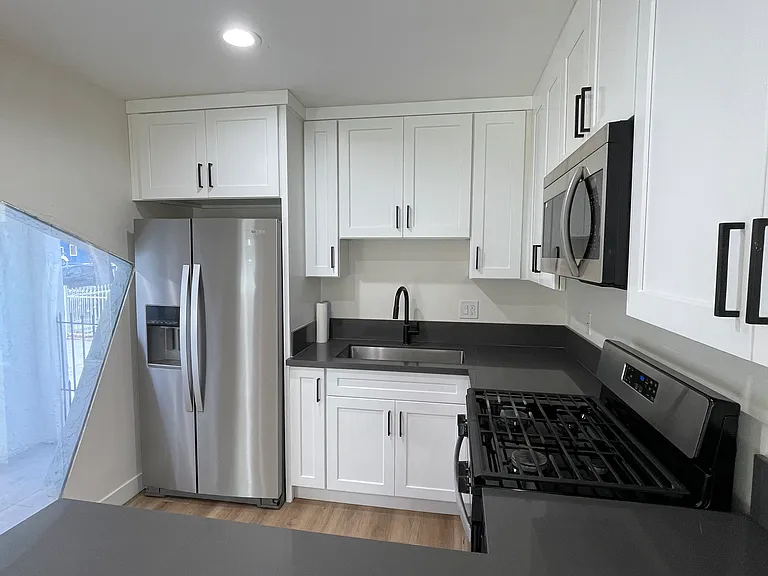6600 Fishburn Ave #1 — Photo 7
