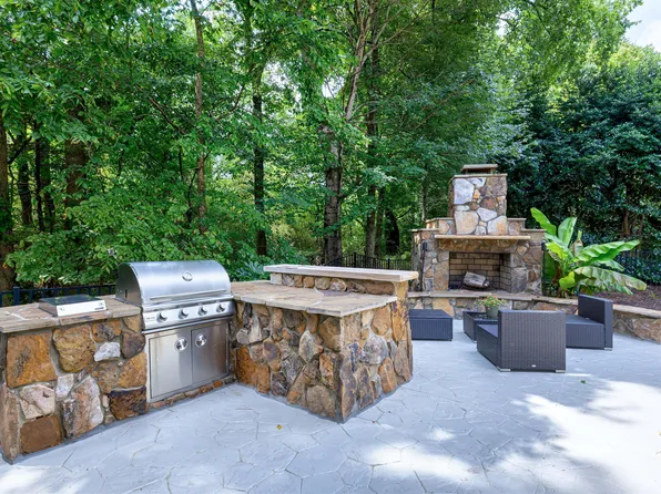 1013 Shasta Daisy Dr, Wake Forest, NC 27587