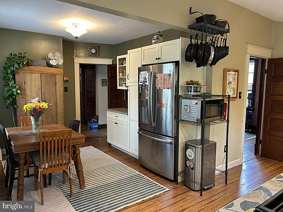 5th image of 4103 33rd St