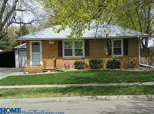 5620 Knox St, Lincoln, NE 68507