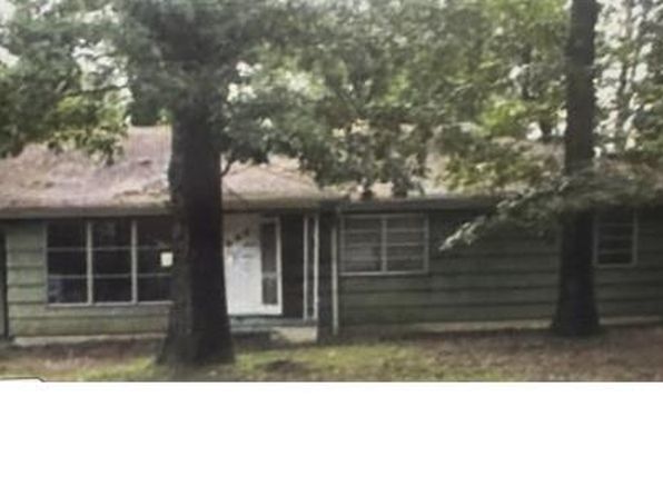 1409 Hickory Pl
