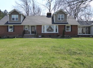 423 Mark Dr, Tallmadge, OH 44278