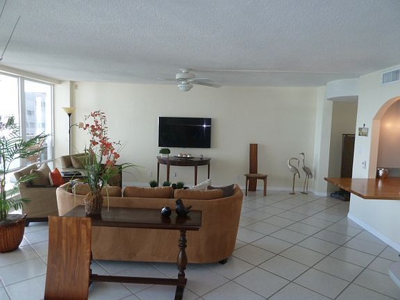 5th image of 2100 S Ocean Ln APT 2208